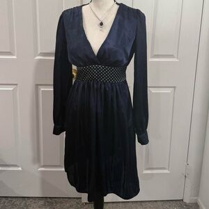 Pre-loved | Medium Navy blue polka dot dress with long sleeves and a V-neckline
